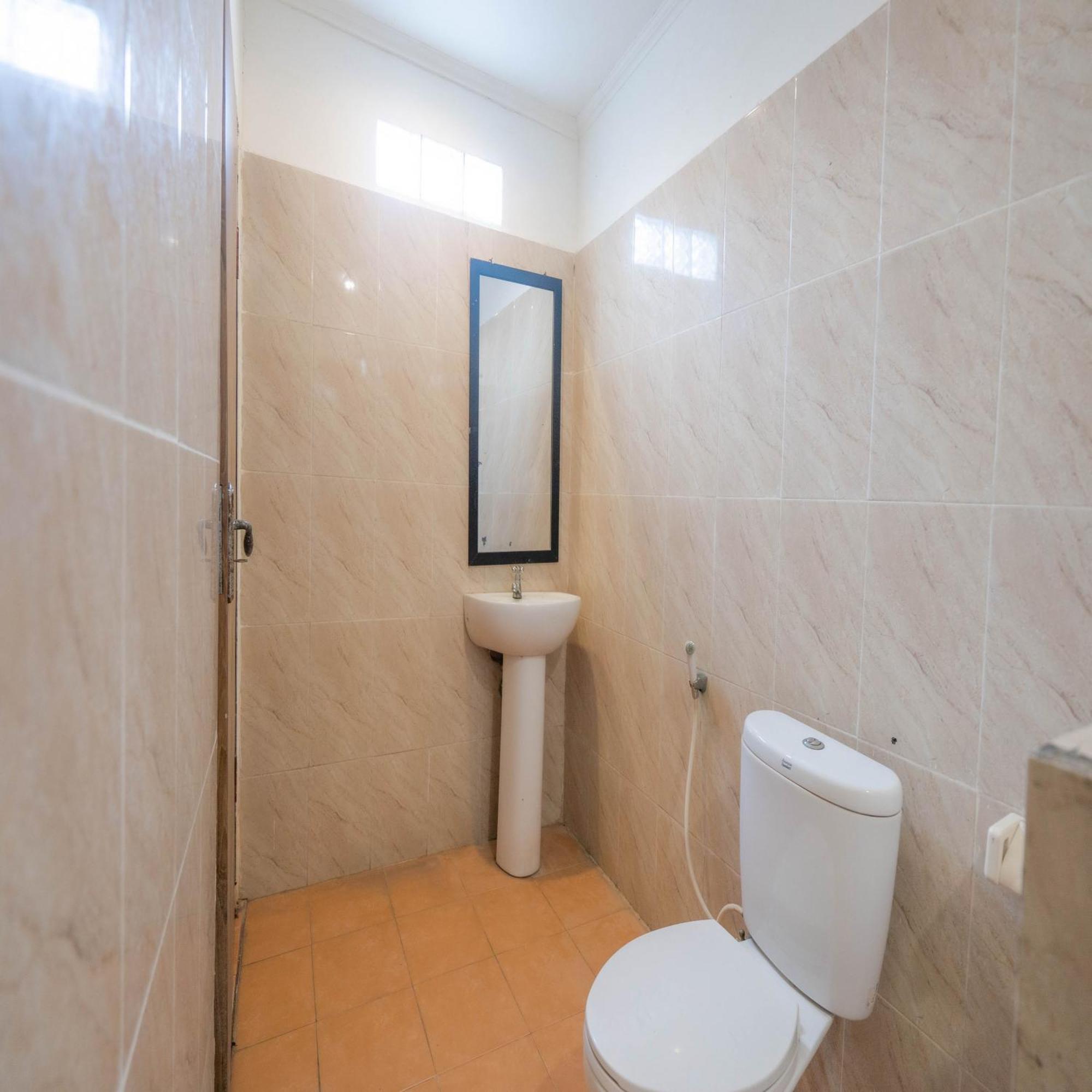 Hotel Reddoorz At Ocean 2 Gili Trawangan Zewnętrze zdjęcie
