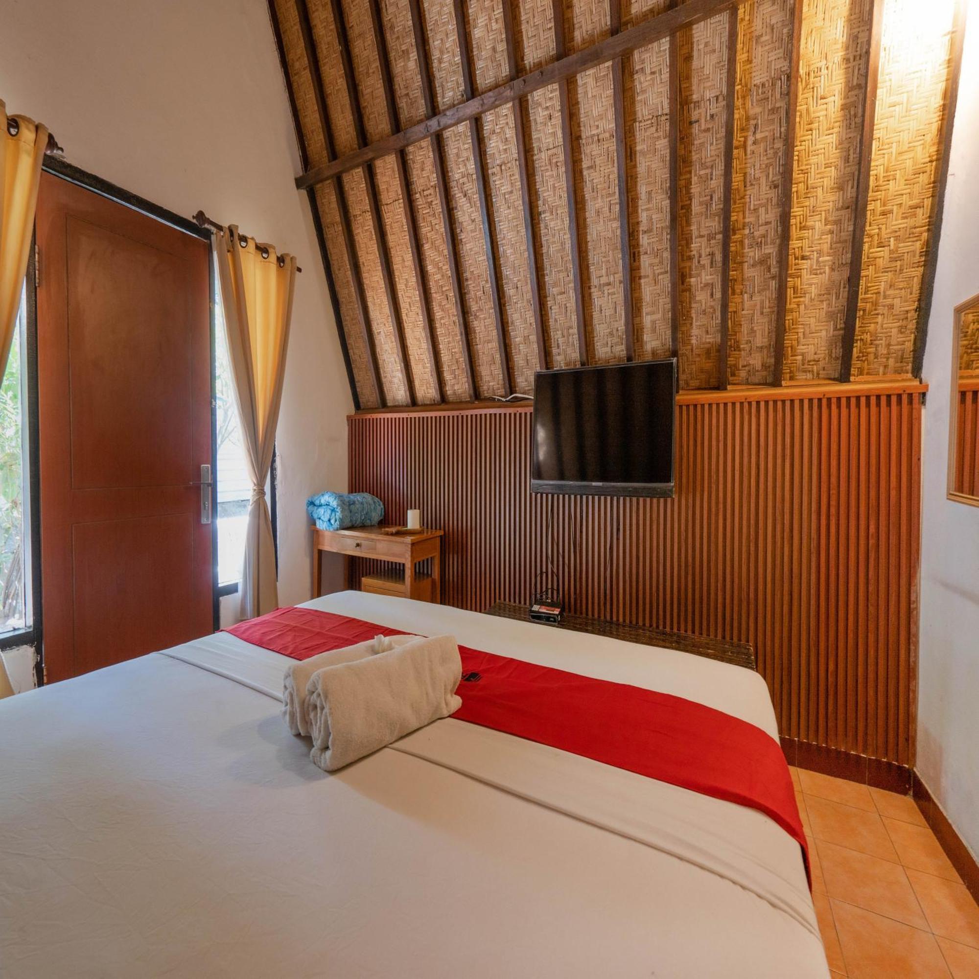 Hotel Reddoorz At Ocean 2 Gili Trawangan Zewnętrze zdjęcie