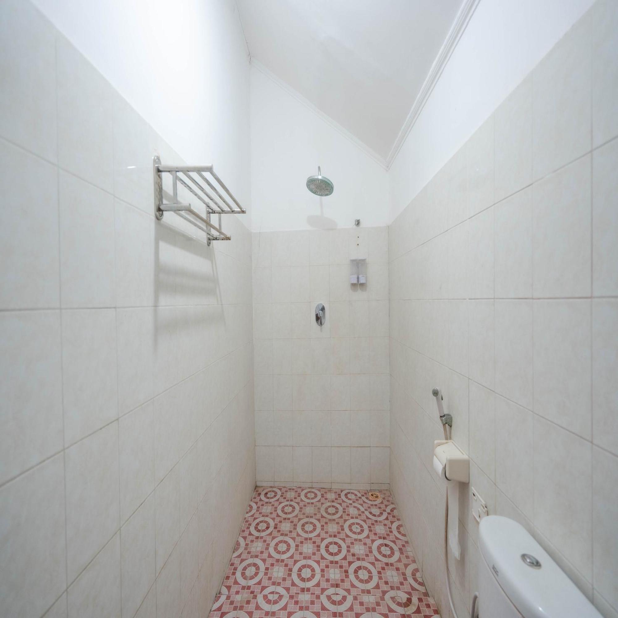 Hotel Reddoorz At Ocean 2 Gili Trawangan Zewnętrze zdjęcie