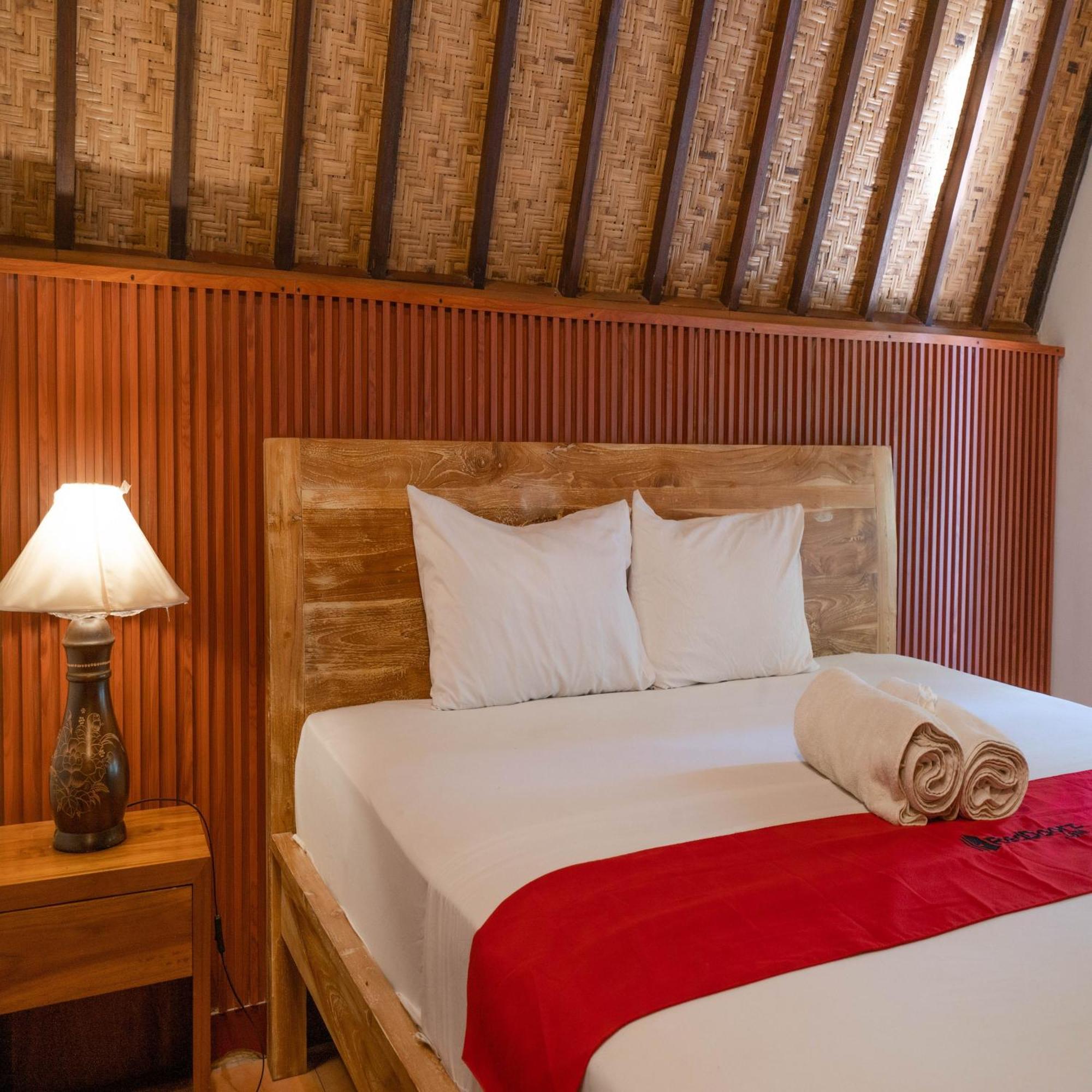 Hotel Reddoorz At Ocean 2 Gili Trawangan Zewnętrze zdjęcie