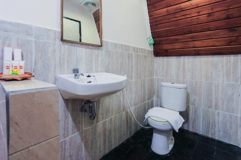 Hotel Reddoorz At Ocean 2 Gili Trawangan Zewnętrze zdjęcie